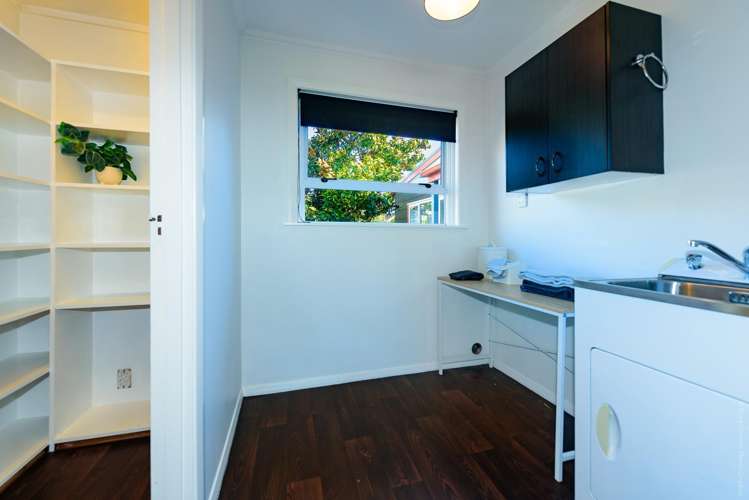 27a Achilles Street Burwood_12