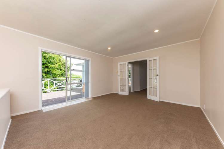 189 Glengarry Road Glen Eden_13