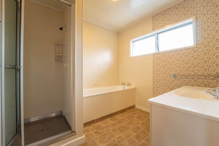 97 Nayland Road Stoke_15