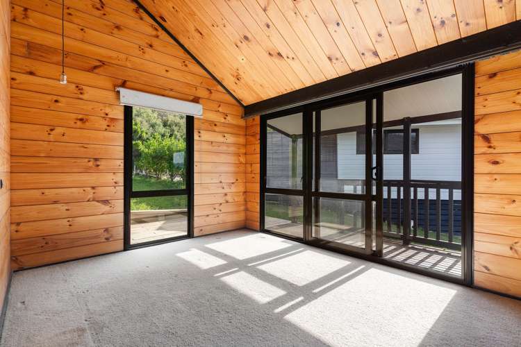 1210 Hikuai Settlement Road Pauanui_11