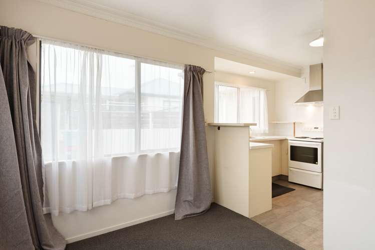 35c Emmett Street Greerton_5