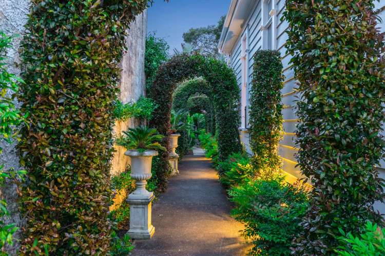 1 Hastings Parade Devonport_13