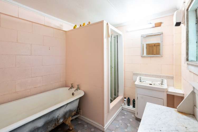 62 Reynoldstown Road Careys Bay_9