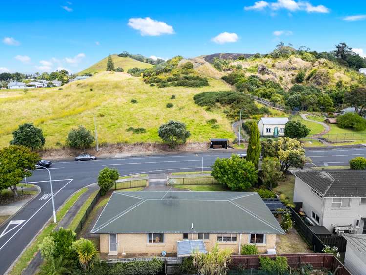 101 Coronation Road Mangere Bridge_16