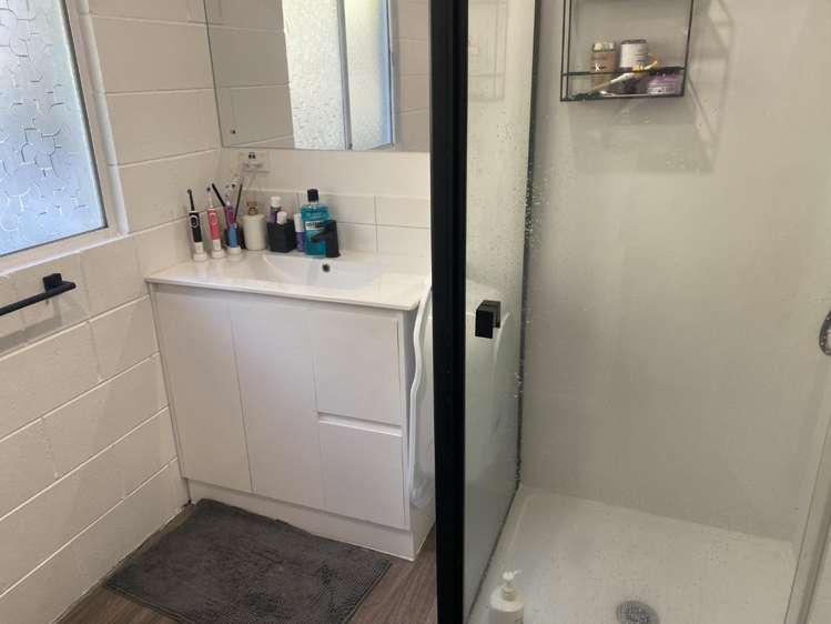 2/232 Rifle Range Road 11210_8