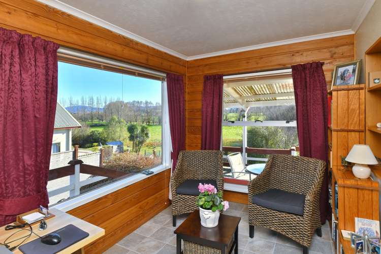 1690 Cust Road Cust_7