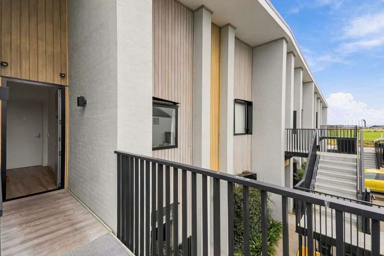 12/1 Genevieve Lane Hobsonville_14
