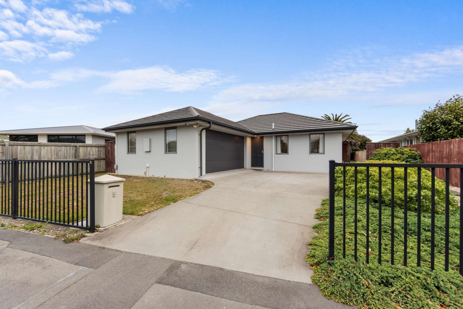 5 Royalist Avenue North New Brighton_0