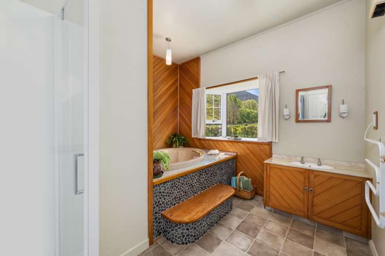455 State Highway 1 Picton_19