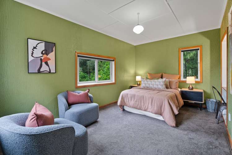 222 Godley Road Titirangi_11