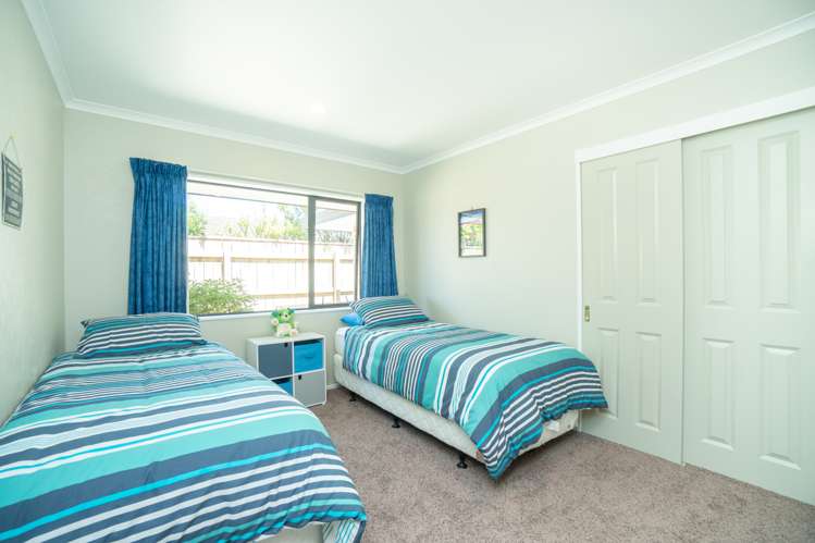 147 Pacific Drive Fitzherbert_16