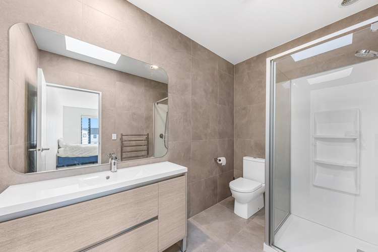 65 Roundel Crescent Whenuapai_12