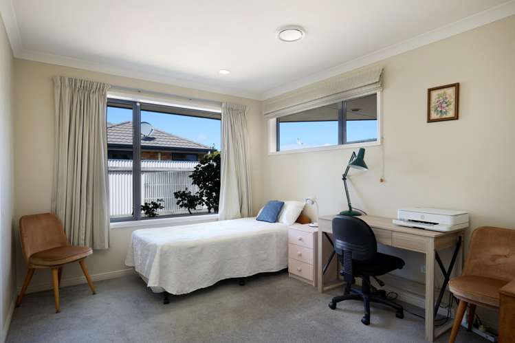 5A Robalan Place Redwoodtown_15
