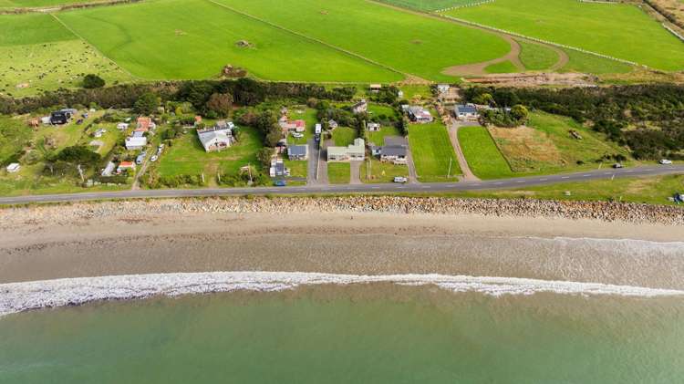 232 Colac Foreshore Road Colac Bay_34