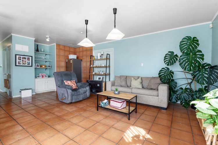 34 Crawford Crescent Te Kamo_12