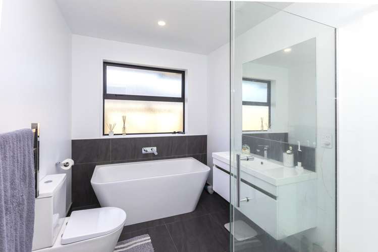 26 Furlong Street Yaldhurst_11