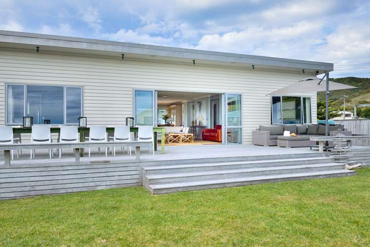 215 Newcastle Street Mahia_1