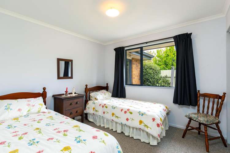 10A Brian Bary Street Redwoodtown_13