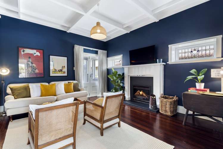 109 Vauxhall Road Narrow Neck_12