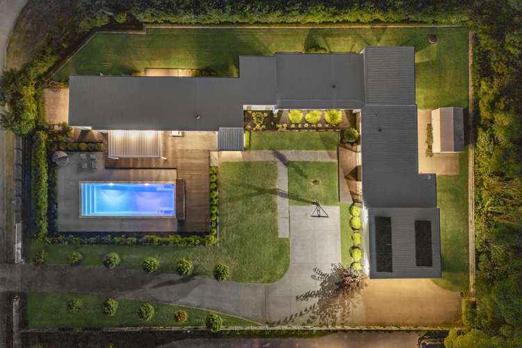 1 Alan Livingston Drive Cambridge_27