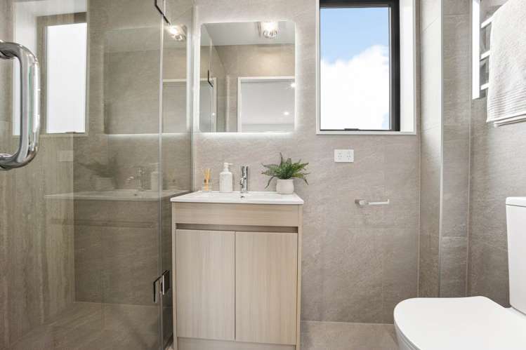 38A-38E Reelick Avenue Pakuranga Heights_16