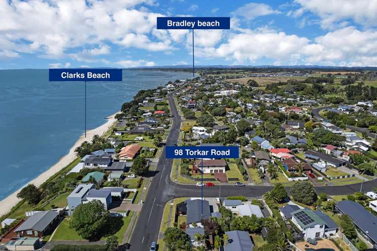 98 Torkar Road Clarks Beach_24