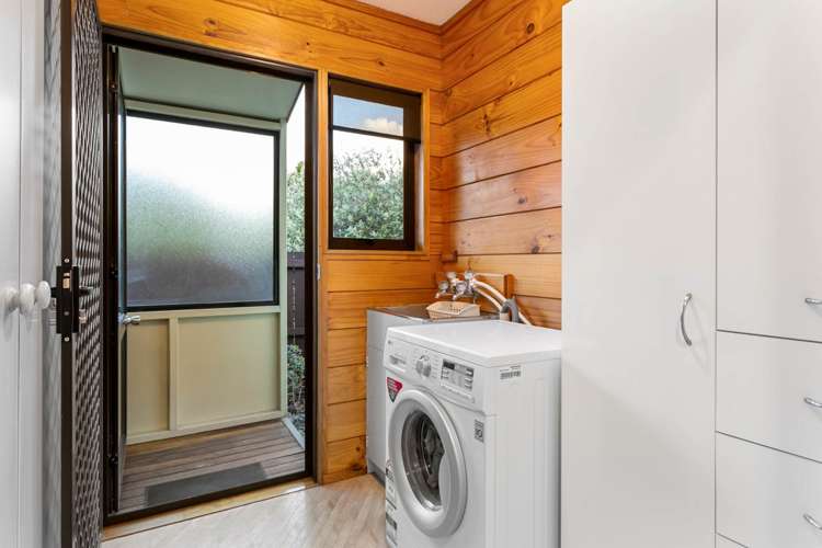 2/41 Strid Road Te Atatu South_8