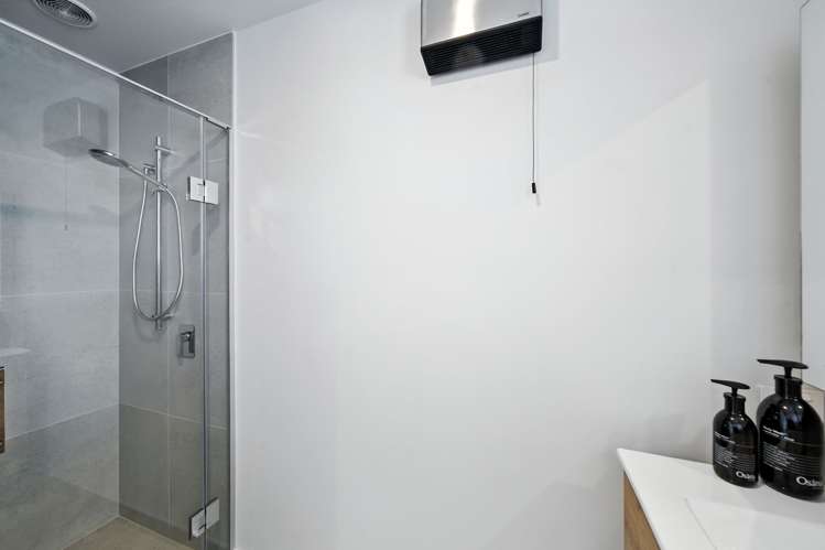 10/29 Bampton Street Burwood_11