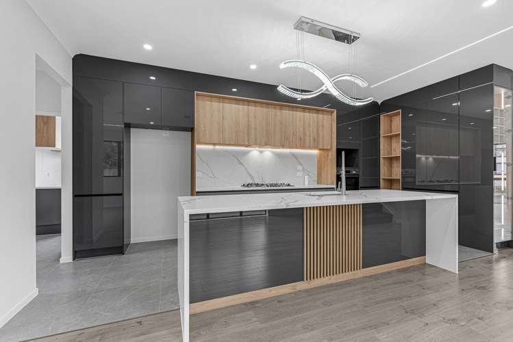 6 Skanda Crescent Flat Bush_5