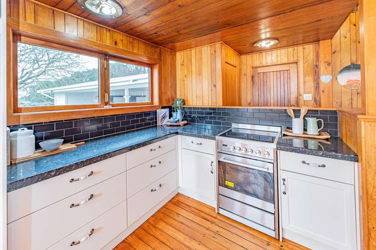 218 Parahaki Road Waverley_4
