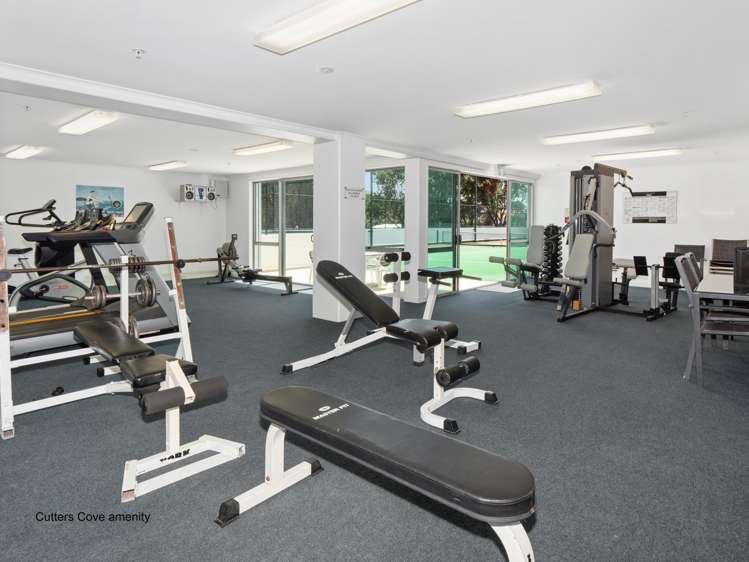 302/136 Marine Parade Mt Maunganui_21