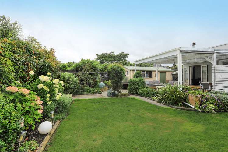 816 Tawa Street Mahora_11