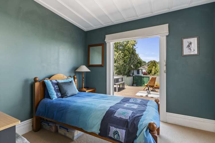 98 Valley Road Mount Eden_16