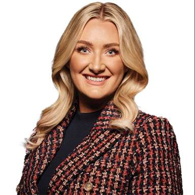 Chloe Clark, residential sales, Harcourts Holmwood Merivale | Holmwood