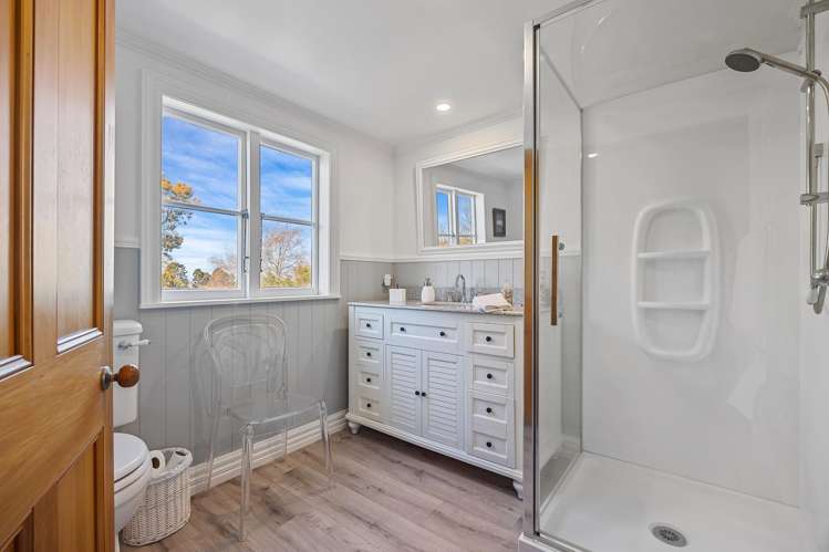 12 Davis Road Cust_23