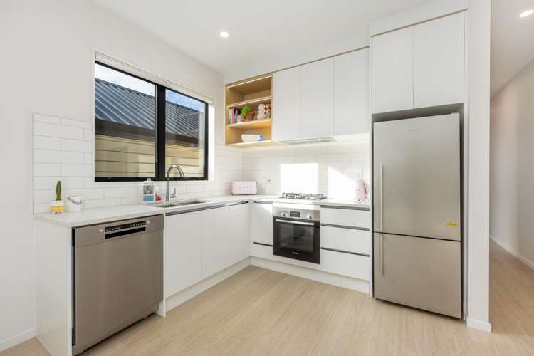33 Puwha Street Massey_17