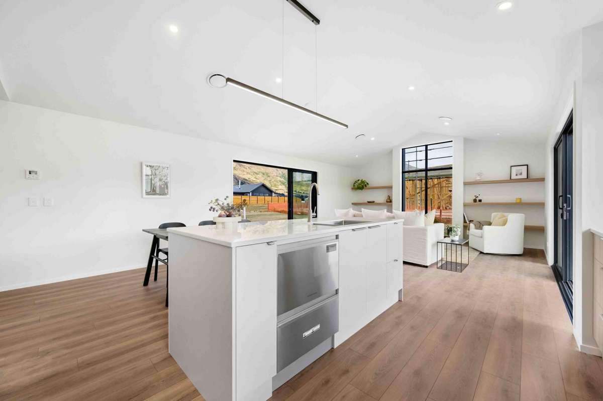 7 Buttercup Street_1