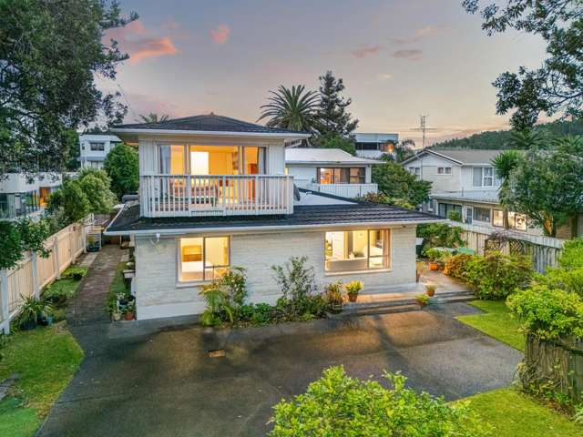 The Ultimate Coastal Canvas - Central Orewa