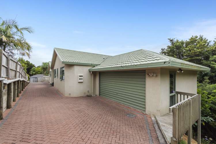 21 Silkwood Grove Totara Heights_16