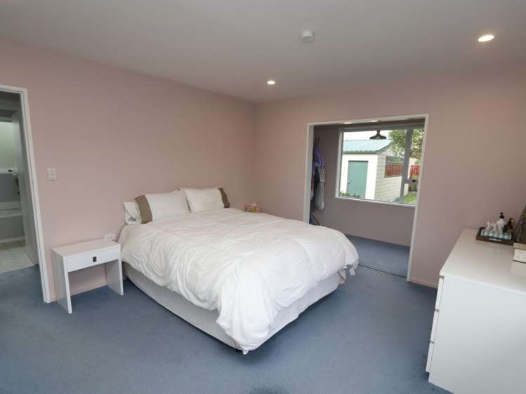 137 Middle Road Allenton_11