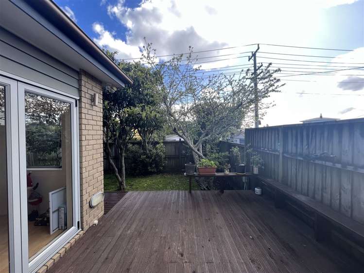 33 Titoki Street Te Atatu Peninsula_15