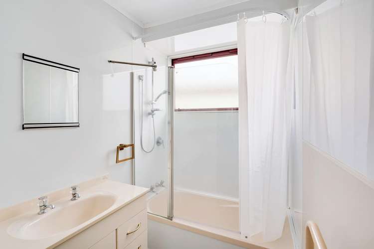 3 Jessica Court Dinsdale_12
