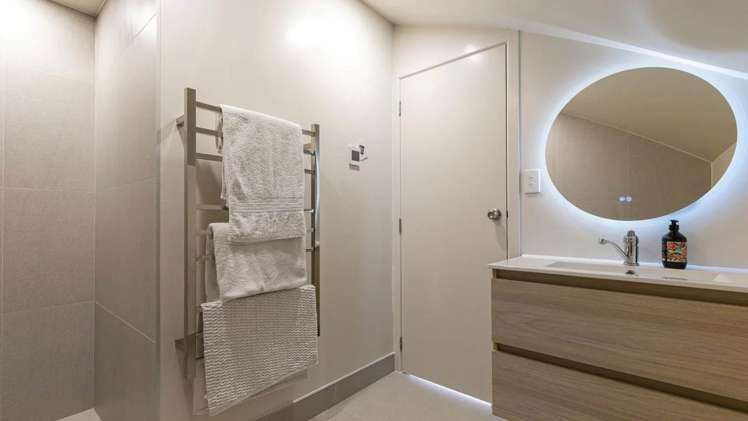 29 Korotaha Terrace Rothesay Bay_8