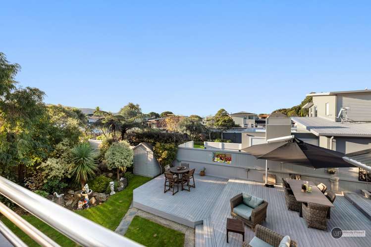 37 Pohutukawa Street Woburn_26