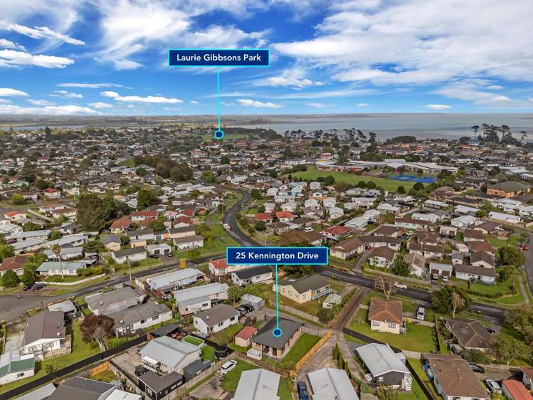 1/25 Kennington Drive Clendon Park_11