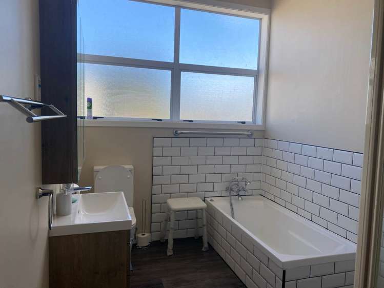 84 Settlement Road Papakura_9