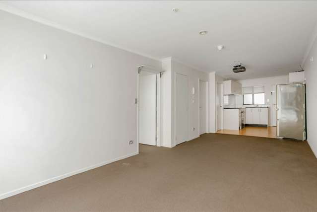 c314/176 Broadway Newmarket_2