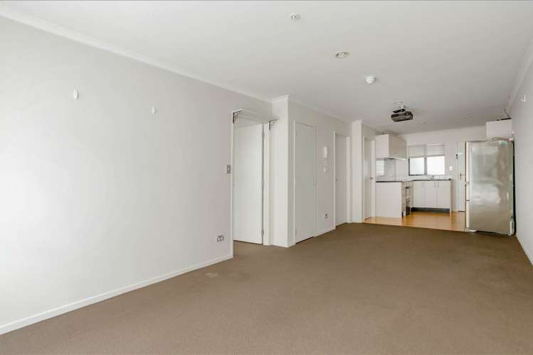 c314/176 Broadway Newmarket_2