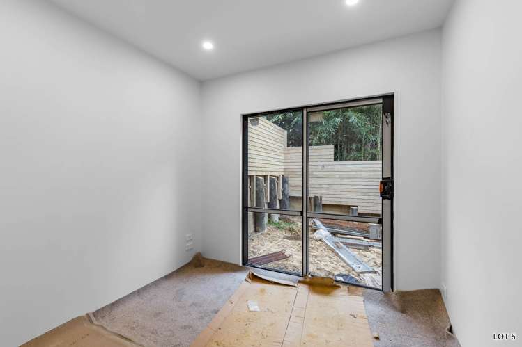 127 Glengarry Road Glen Eden_32