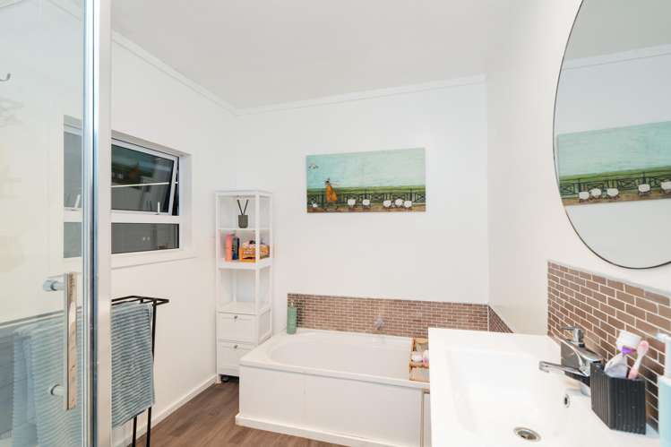 13 George Street Otautau_10